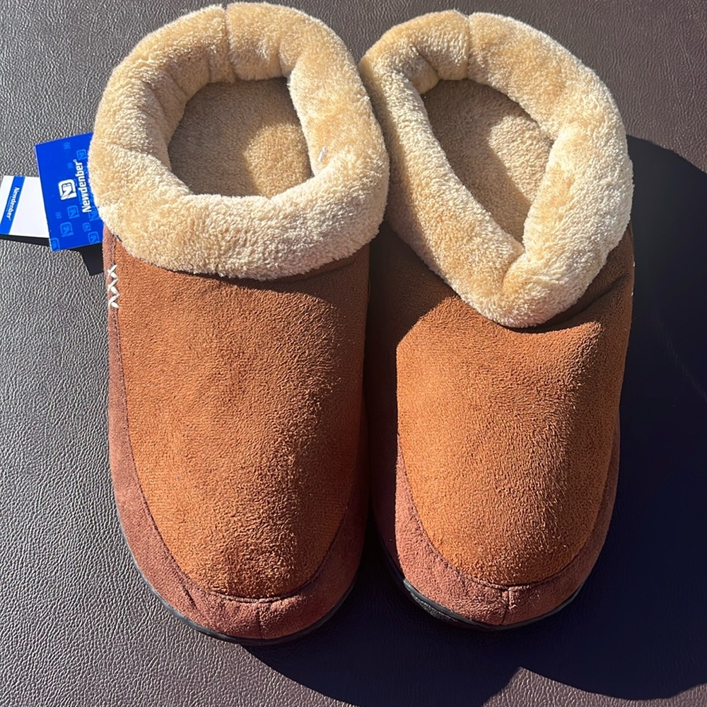 Newdenber slippers, new tags size 45,46